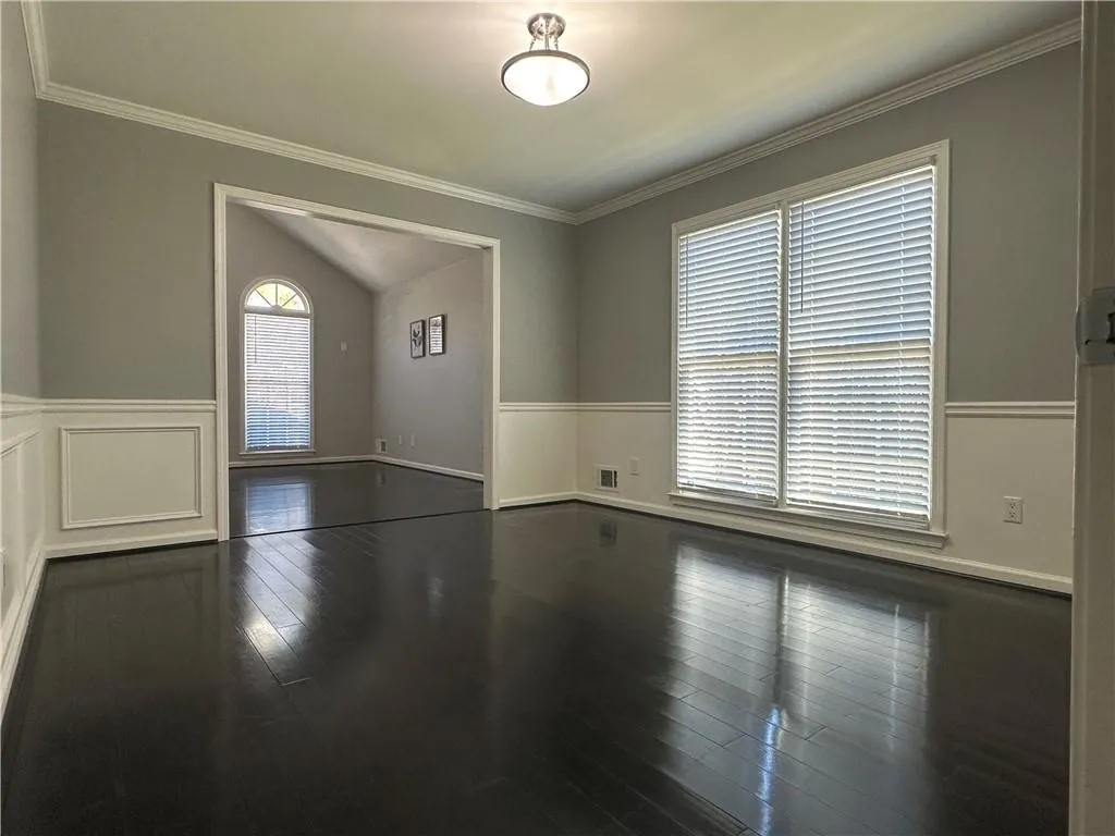 Dining room or bonus room