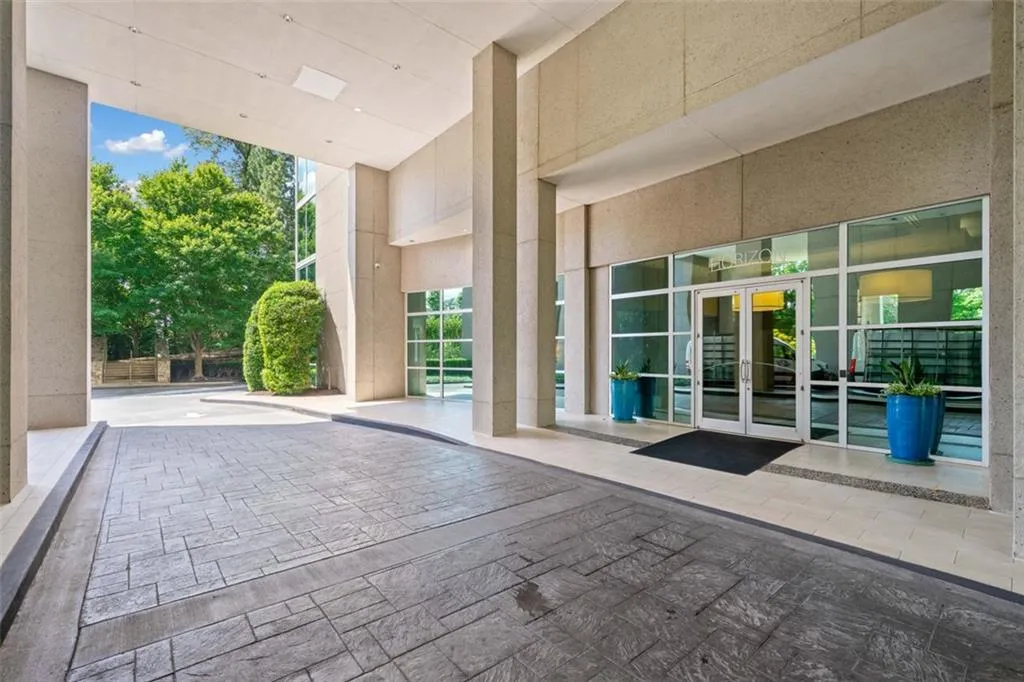 3300 Windy Ridge Parkway Se Unit 804, Atlanta, Georgia 30339, 1 Bedroom Bedrooms, ,1 BathroomBathrooms,Residential,For Sale,3300 Windy Ridge Parkway Se Unit 804,7610166