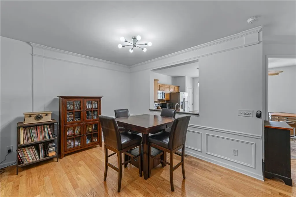 2487 Bridlewood Drive Se Unit 9, Atlanta, Georgia 30339, 3 Bedrooms Bedrooms, ,2 BathroomsBathrooms,Residential,For Sale,2487 Bridlewood Drive Se Unit 9,7643804