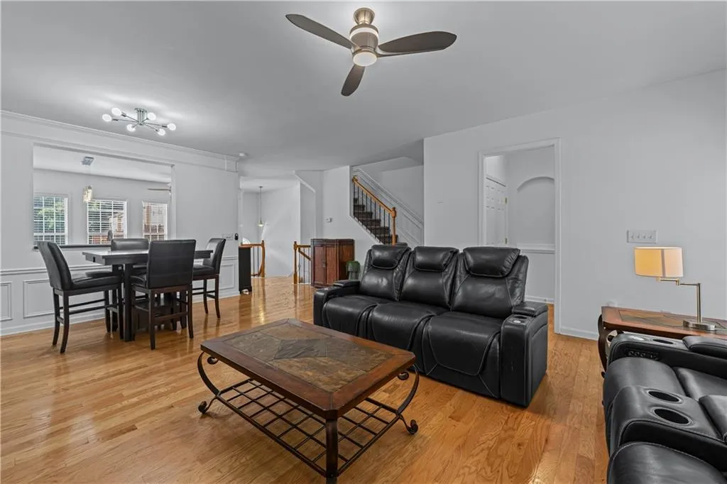 2487 Bridlewood Drive Se Unit 9, Atlanta, Georgia 30339, 3 Bedrooms Bedrooms, ,2 BathroomsBathrooms,Residential,For Sale,2487 Bridlewood Drive Se Unit 9,7643804
