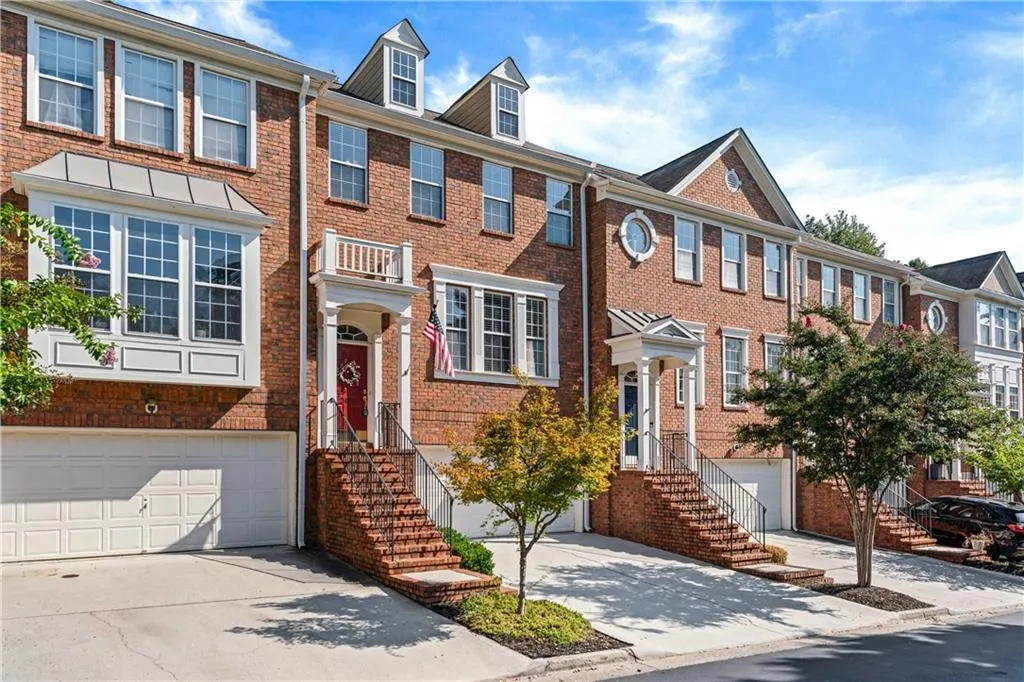 2487 Bridlewood Drive Se Unit 9, Atlanta, Georgia 30339, 3 Bedrooms Bedrooms, ,2 BathroomsBathrooms,Residential,For Sale,2487 Bridlewood Drive Se Unit 9,7643804