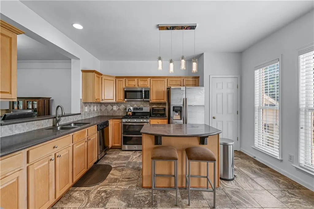 2487 Bridlewood Drive Se Unit 9, Atlanta, Georgia 30339, 3 Bedrooms Bedrooms, ,2 BathroomsBathrooms,Residential,For Sale,2487 Bridlewood Drive Se Unit 9,7643804