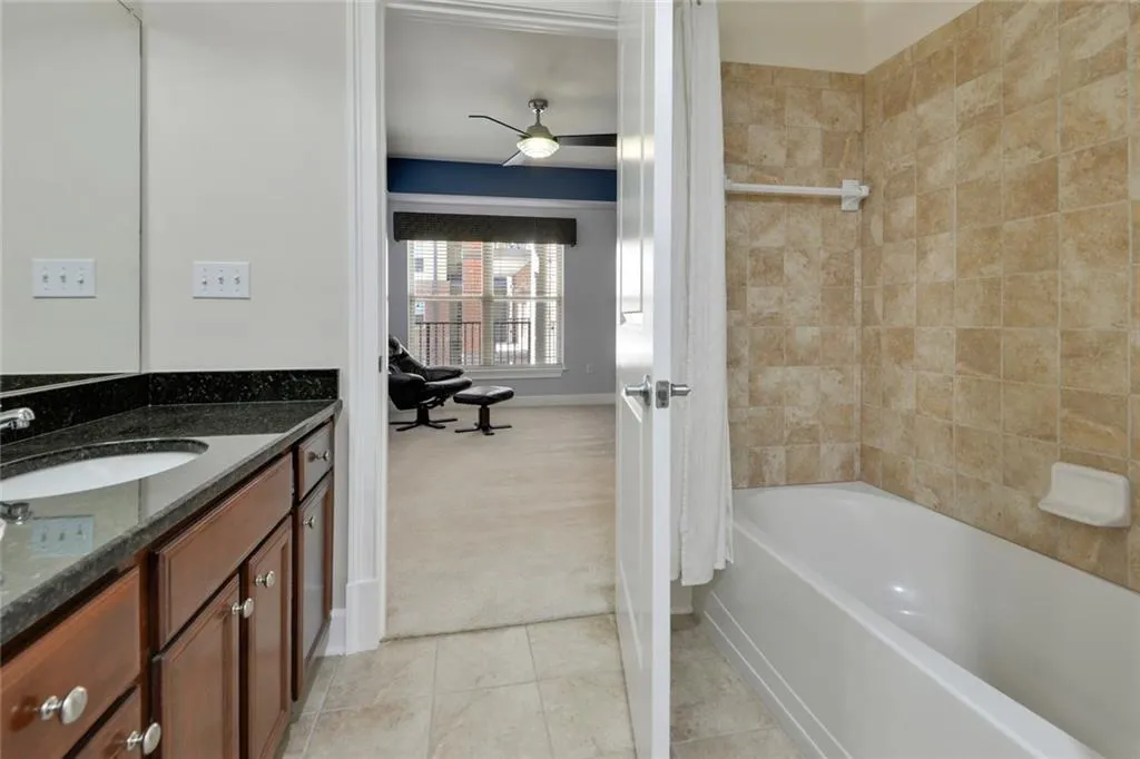 200 River Vista Drive Unit 316, Atlanta, Georgia 30339, 2 Bedrooms Bedrooms, ,2 BathroomsBathrooms,Residential,Sold,200 River Vista Drive Unit 316,6842990