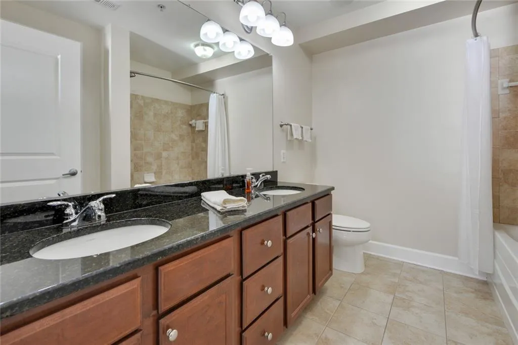 200 River Vista Drive Unit 316, Atlanta, Georgia 30339, 2 Bedrooms Bedrooms, ,2 BathroomsBathrooms,Residential,Sold,200 River Vista Drive Unit 316,6842990