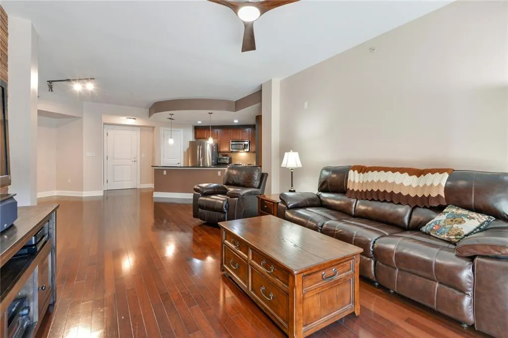 200 River Vista Drive Unit 316, Atlanta, Georgia 30339, 2 Bedrooms Bedrooms, ,2 BathroomsBathrooms,Residential,Sold,200 River Vista Drive Unit 316,6842990
