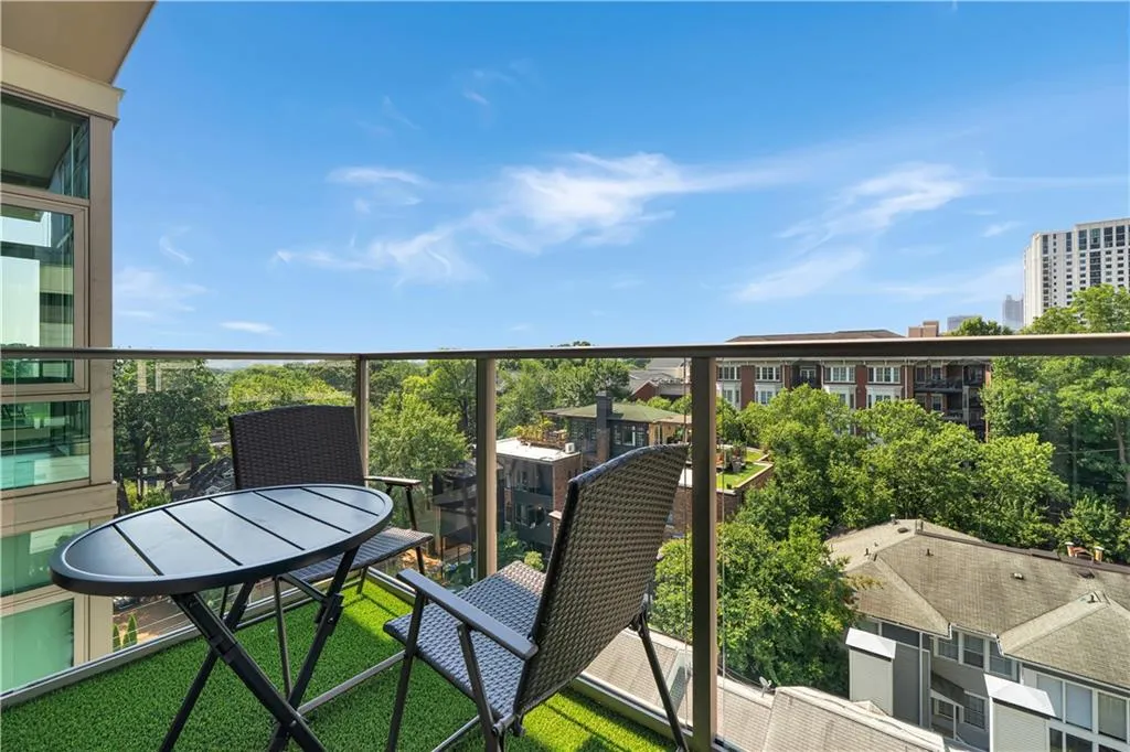 905 Juniper Street Ne Unit 805, Atlanta, Georgia 30309, 3 Bedrooms Bedrooms, ,2 BathroomsBathrooms,Residential,For Sale,905 Juniper Street Ne Unit 805,7605212