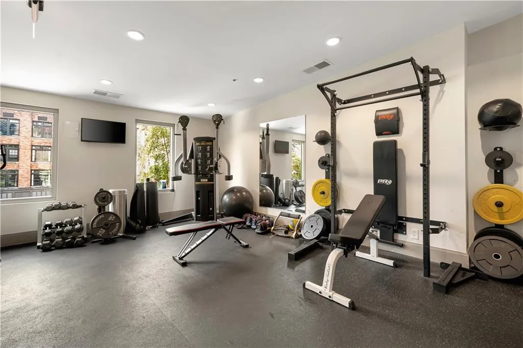 905 Juniper Street Ne Unit 805, Atlanta, Georgia 30309, 3 Bedrooms Bedrooms, ,2 BathroomsBathrooms,Residential,For Sale,905 Juniper Street Ne Unit 805,7605212