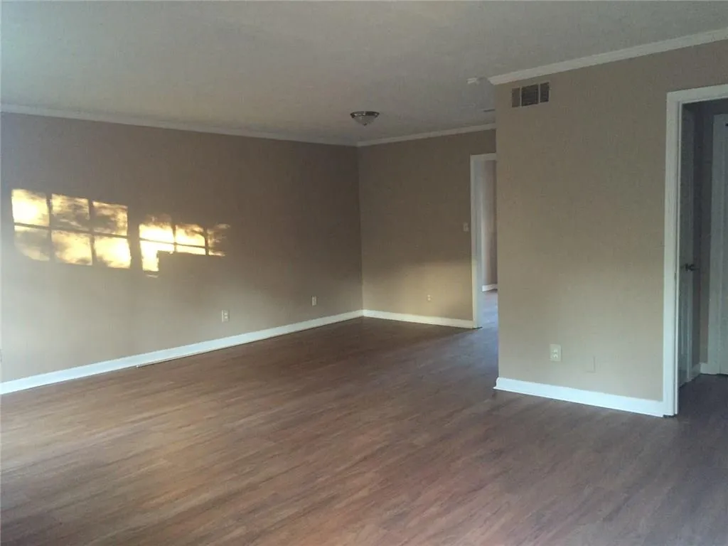 350 Winding River Drive Unit E, Sandy Springs, Georgia 30350, 3 Bedrooms Bedrooms, ,2 BathroomsBathrooms,Residential,Sold,350 Winding River Drive Unit E,5617216