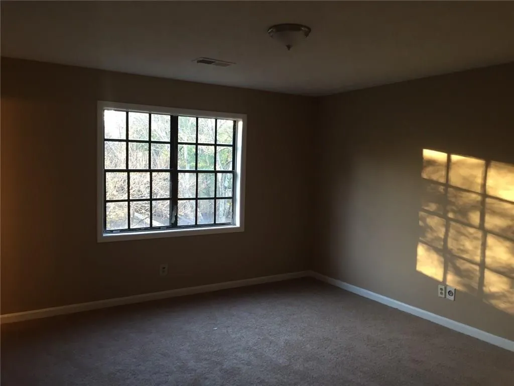 350 Winding River Drive Unit E, Sandy Springs, Georgia 30350, 3 Bedrooms Bedrooms, ,2 BathroomsBathrooms,Residential,Sold,350 Winding River Drive Unit E,5617216