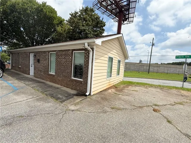 23 Freys Gin Road Se, Marietta, Georgia 30067