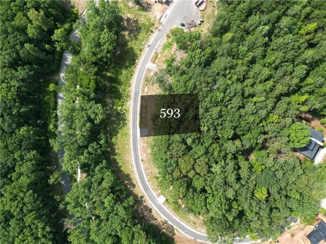1069 Lupo Loop, Chattahoochee Hills, Georgia 30268