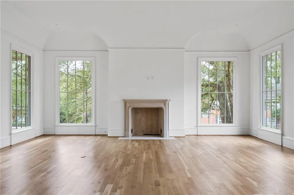 89 Sheridan Drive Ne, Atlanta, Georgia 30305, 4 Bedrooms Bedrooms, ,3 BathroomsBathrooms,Residential,For Sale,89 Sheridan Drive Ne,7603488