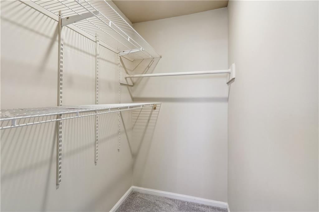 6520 Roswell Road NE Unit 92, Sandy Springs, Georgia 30328, 2 Bedrooms Bedrooms, ,1 BathroomBathrooms,Residential,Sold,6520 Roswell Road NE Unit 92,7274460