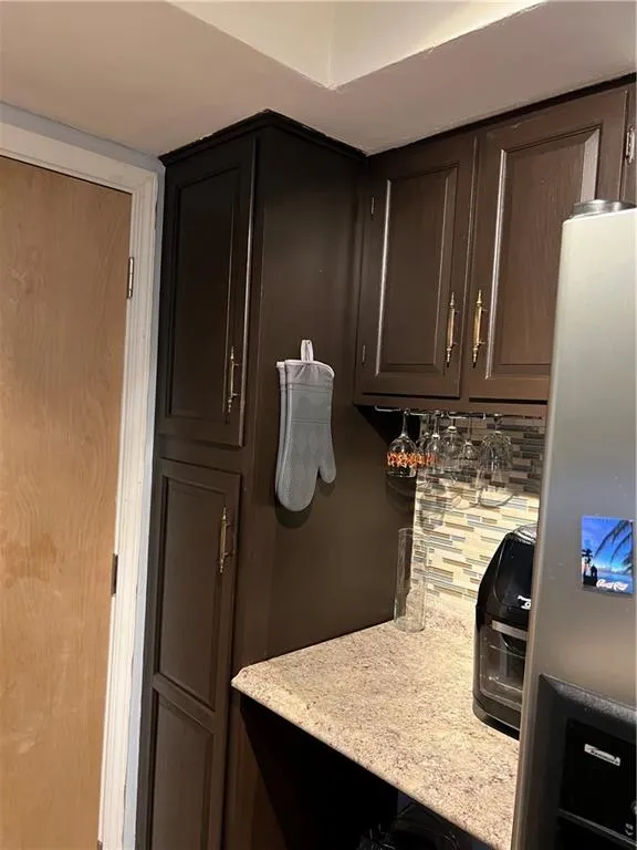 6851 Roswell Road Unit M5, Sandy Springs, Georgia 30328, 3 Bedrooms Bedrooms, ,2 BathroomsBathrooms,Residential,Sold,6851 Roswell Road Unit M5,7120732