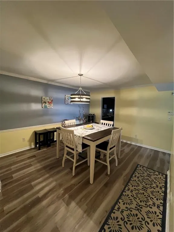 6851 Roswell Road Unit M5, Sandy Springs, Georgia 30328, 3 Bedrooms Bedrooms, ,2 BathroomsBathrooms,Residential,Sold,6851 Roswell Road Unit M5,7120732