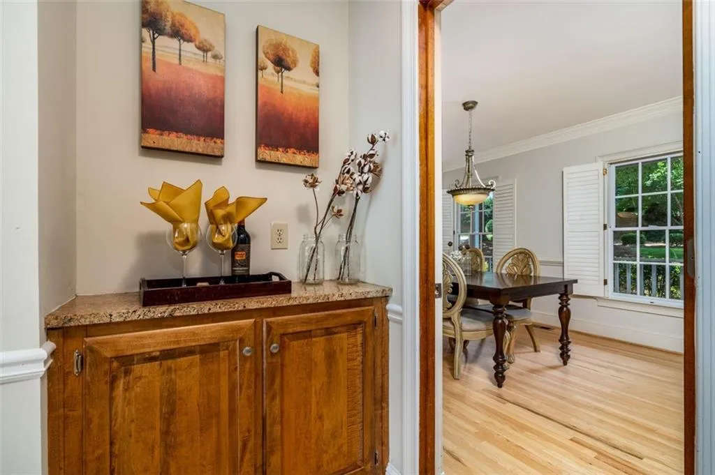 415 Ashdowne Way, Atlanta, Georgia 30350, 5 Bedrooms Bedrooms, ,4 BathroomsBathrooms,Residential,Sold,415 Ashdowne Way,6916049