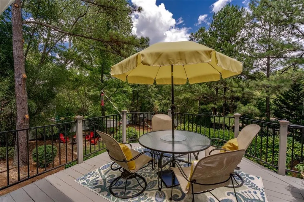 415 Ashdowne Way, Atlanta, Georgia 30350, 5 Bedrooms Bedrooms, ,4 BathroomsBathrooms,Residential,Sold,415 Ashdowne Way,6916049