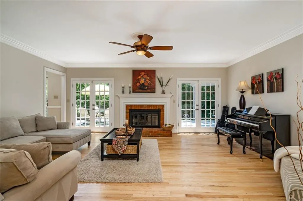 415 Ashdowne Way, Atlanta, Georgia 30350, 5 Bedrooms Bedrooms, ,4 BathroomsBathrooms,Residential,Sold,415 Ashdowne Way,6916049