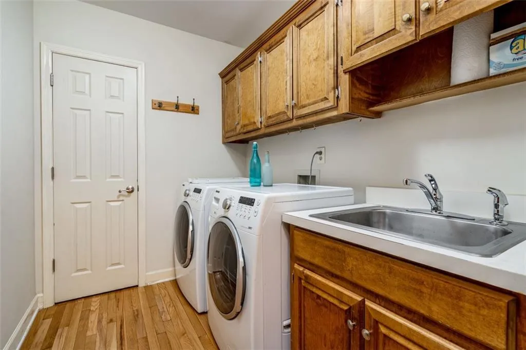 415 Ashdowne Way, Atlanta, Georgia 30350, 5 Bedrooms Bedrooms, ,4 BathroomsBathrooms,Residential,Sold,415 Ashdowne Way,6916049