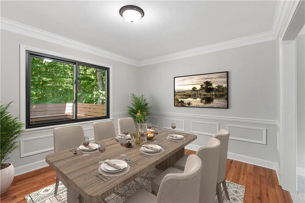 Dining room - Virtually Staged