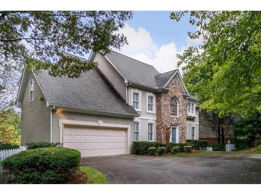 5795 De Claire Court, Sandy Springs, Georgia 30328, 4 Bedrooms Bedrooms, ,5 BathroomsBathrooms,Residential,Sold,5795 De Claire Court,6093184