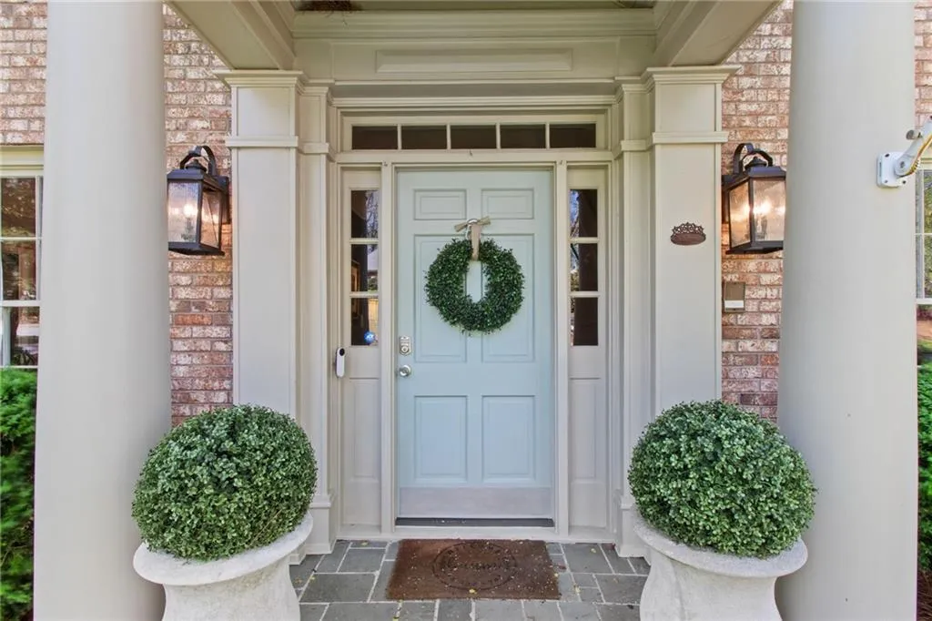 555 Cambridge Way, Atlanta, Georgia 30328, 6 Bedrooms Bedrooms, ,3 BathroomsBathrooms,Residential,Sold,555 Cambridge Way,7361927