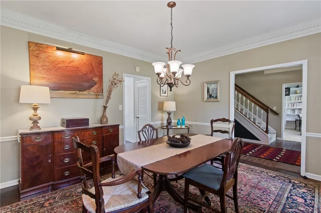 555 Cambridge Way, Atlanta, Georgia 30328, 6 Bedrooms Bedrooms, ,3 BathroomsBathrooms,Residential,Sold,555 Cambridge Way,7361927