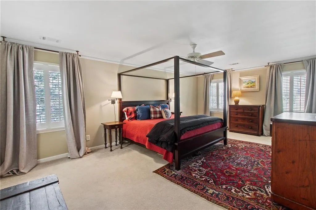555 Cambridge Way, Atlanta, Georgia 30328, 6 Bedrooms Bedrooms, ,3 BathroomsBathrooms,Residential,Sold,555 Cambridge Way,7361927