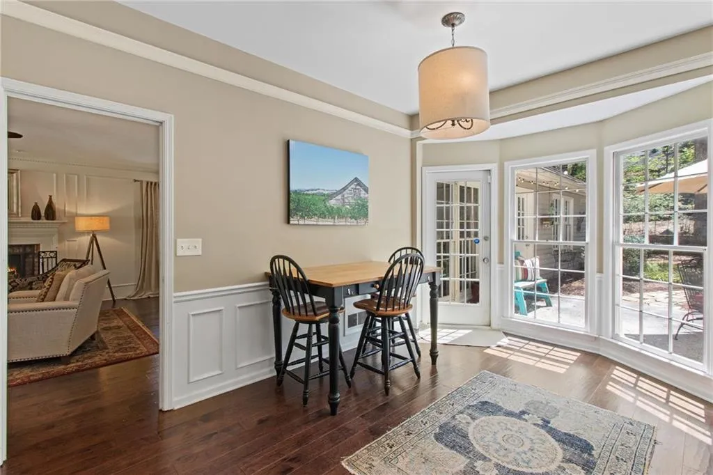 555 Cambridge Way, Atlanta, Georgia 30328, 6 Bedrooms Bedrooms, ,3 BathroomsBathrooms,Residential,Sold,555 Cambridge Way,7361927