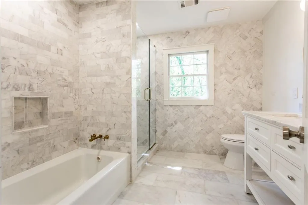 6985 Wycombe Road, Sandy Springs, Georgia 30328, 6 Bedrooms Bedrooms, ,5 BathroomsBathrooms,Residential,Sold,6985 Wycombe Road,7036594