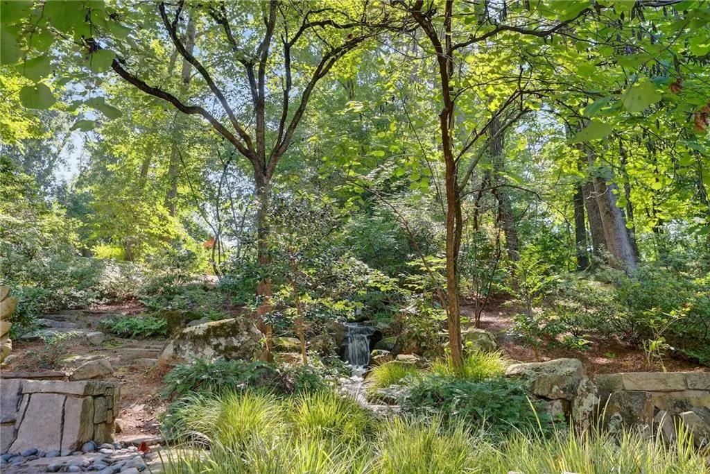 3033 E Pine Valley Road Nw, Atlanta, Georgia 30305, 4 Bedrooms Bedrooms, ,5 BathroomsBathrooms,Residential,For Sale,3033 E Pine Valley Road Nw,7638855
