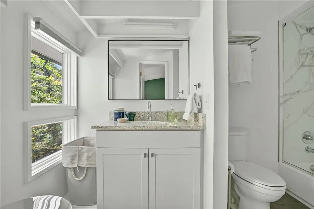 3033 E Pine Valley Road Nw, Atlanta, Georgia 30305, 4 Bedrooms Bedrooms, ,5 BathroomsBathrooms,Residential,For Sale,3033 E Pine Valley Road Nw,7638855
