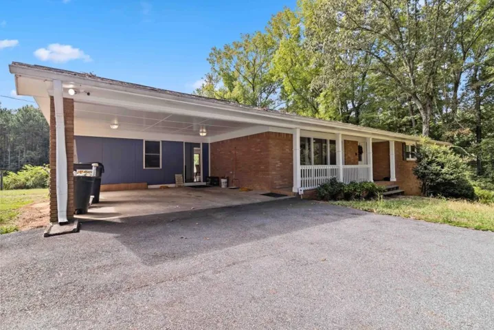 1646 Highway 92 N, Fayetteville, Georgia 30214