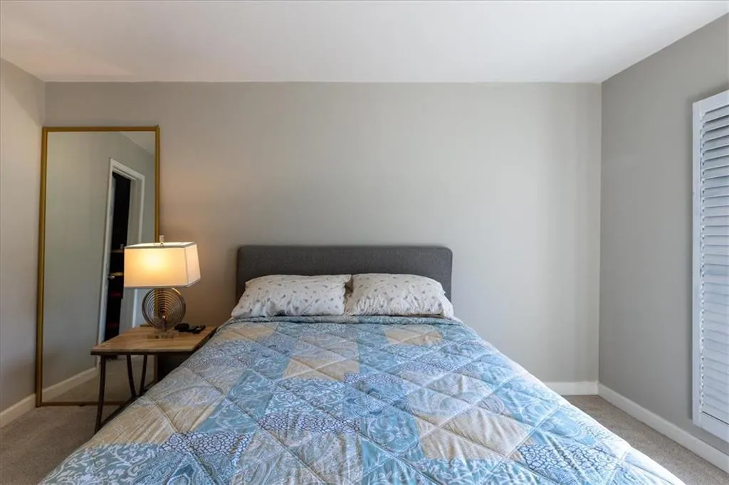 3203 Lenox Road Ne Unit 24, Atlanta, Georgia 30324, 3 Bedrooms Bedrooms, 0 ,2 BathroomsBathrooms,Residential,For Sale,3203 Lenox Road Ne Unit 24,7716388