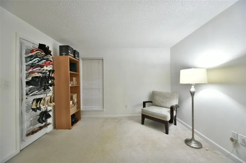 223 Granville Court, Atlanta, Georgia 30328, 2 Bedrooms Bedrooms, ,2 BathroomsBathrooms,Residential,Sold,223 Granville Court,5646831