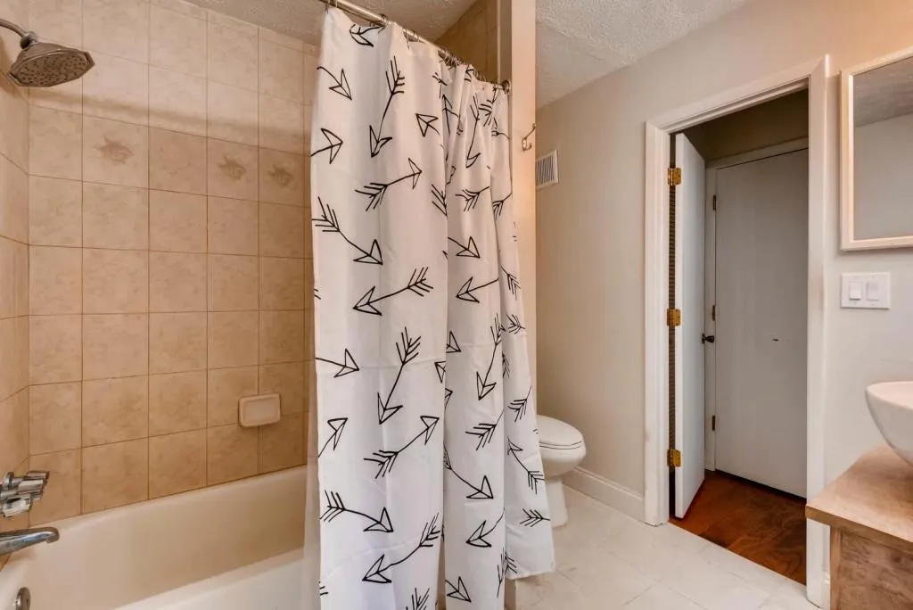 1510 Woodcliff Drive, Sandy Springs, Georgia 30350, 2 Bedrooms Bedrooms, ,1 BathroomBathrooms,Residential,Sold,1510 Woodcliff Drive,5833648