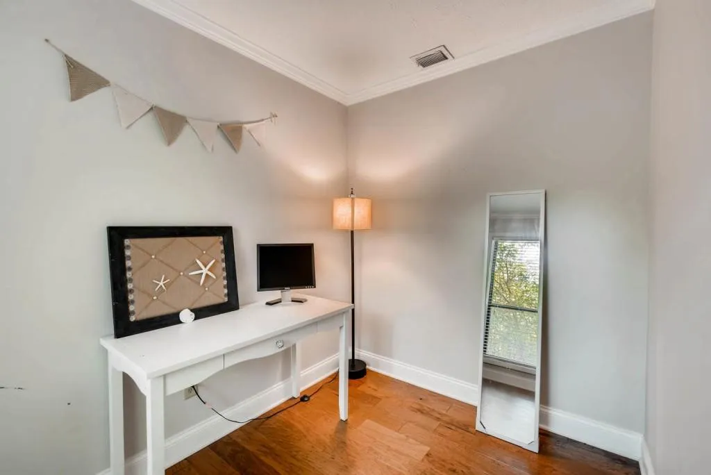 1510 Woodcliff Drive, Sandy Springs, Georgia 30350, 2 Bedrooms Bedrooms, ,1 BathroomBathrooms,Residential,Sold,1510 Woodcliff Drive,5833648