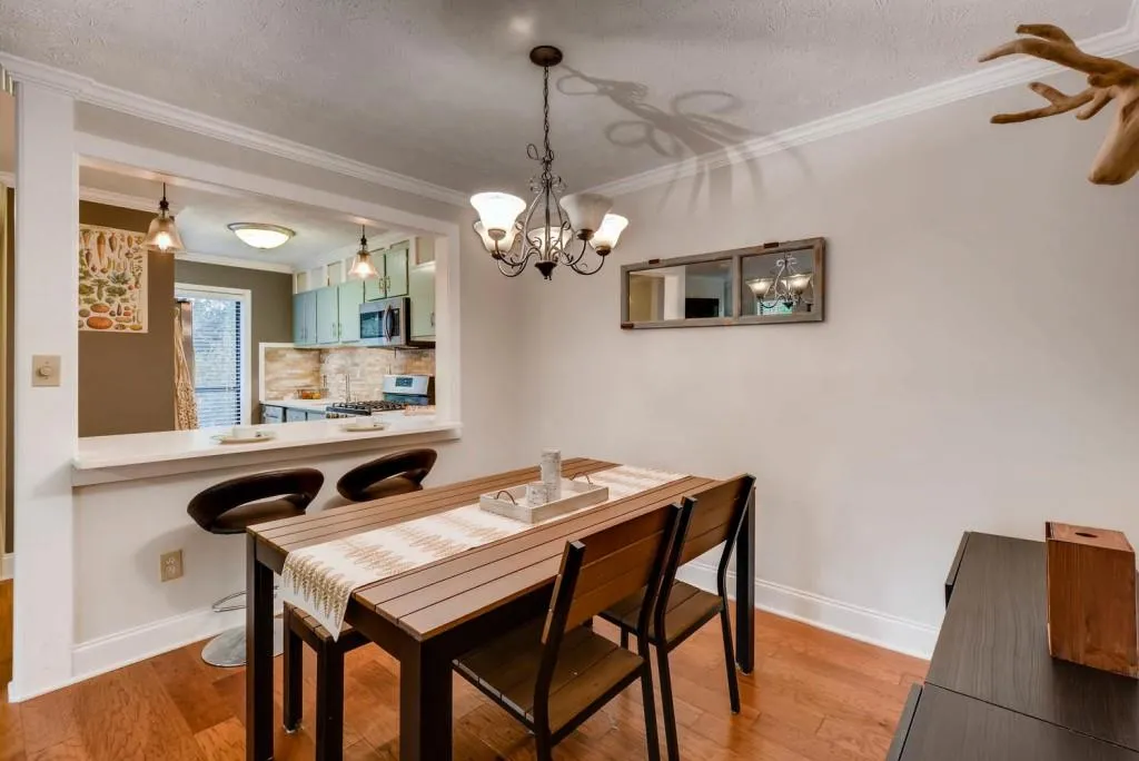 1510 Woodcliff Drive, Sandy Springs, Georgia 30350, 2 Bedrooms Bedrooms, ,1 BathroomBathrooms,Residential,Sold,1510 Woodcliff Drive,5833648