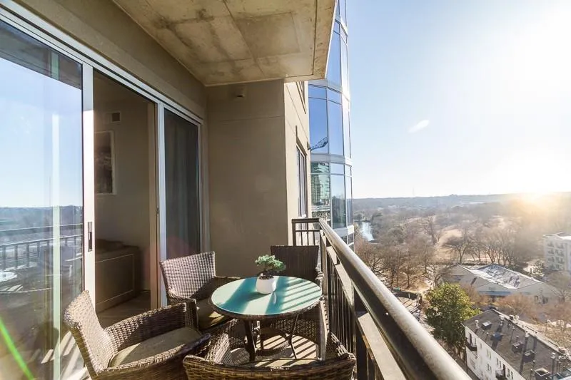 222 12th Street Ne Unit 1205, Atlanta, Georgia 30309, 2 Bedrooms Bedrooms, ,2 BathroomsBathrooms,Residential,Sold,222 12th Street Ne Unit 1205,5800573