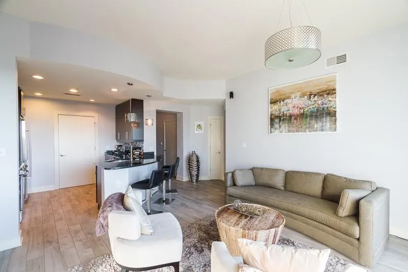 222 12th Street Ne Unit 1205, Atlanta, Georgia 30309, 2 Bedrooms Bedrooms, ,2 BathroomsBathrooms,Residential,Sold,222 12th Street Ne Unit 1205,5800573