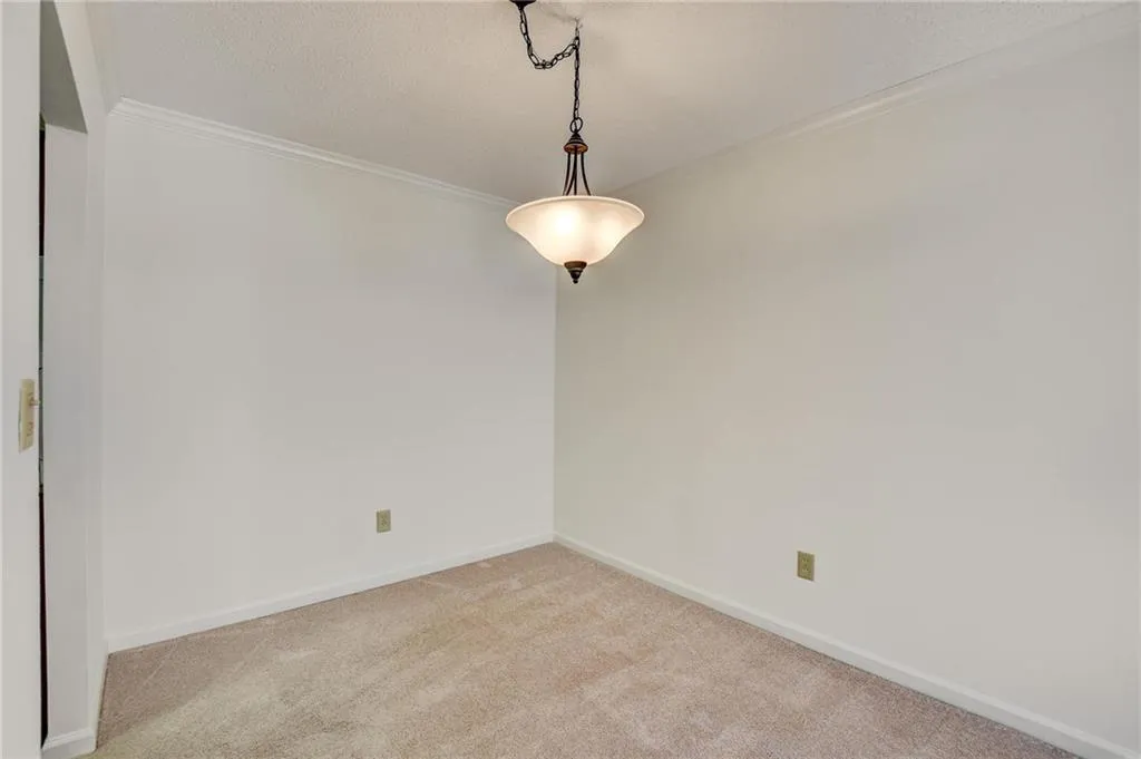 300 Johnson Ferry Road Unit A207, Atlanta, Georgia 30328, 2 Bedrooms Bedrooms, ,2 BathroomsBathrooms,Residential,Sold,300 Johnson Ferry Road Unit A207,6959999