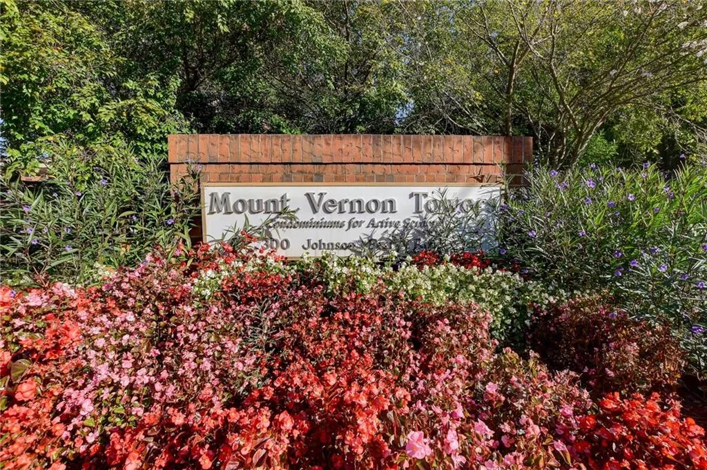 300 Johnson Ferry Road Unit A207, Atlanta, Georgia 30328, 2 Bedrooms Bedrooms, ,2 BathroomsBathrooms,Residential,Sold,300 Johnson Ferry Road Unit A207,6959999