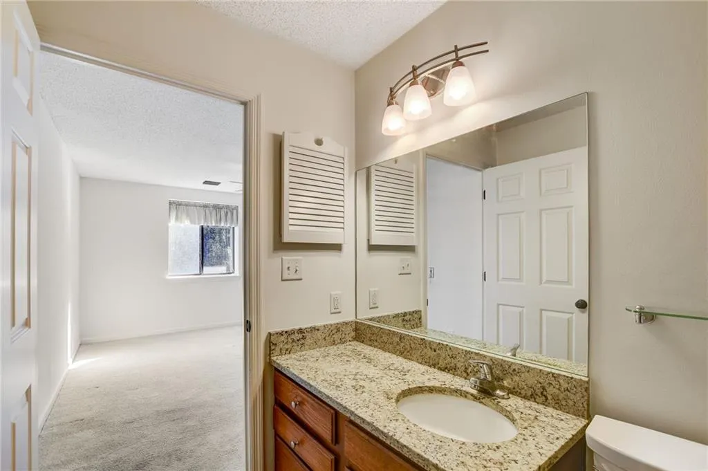 300 Johnson Ferry Road Unit A207, Atlanta, Georgia 30328, 2 Bedrooms Bedrooms, ,2 BathroomsBathrooms,Residential,Sold,300 Johnson Ferry Road Unit A207,6959999