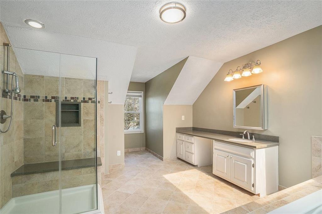 555 Tahoma Drive, Atlanta, Georgia 30350, 4 Bedrooms Bedrooms, ,2 BathroomsBathrooms,Residential,Sold,555 Tahoma Drive,7337912