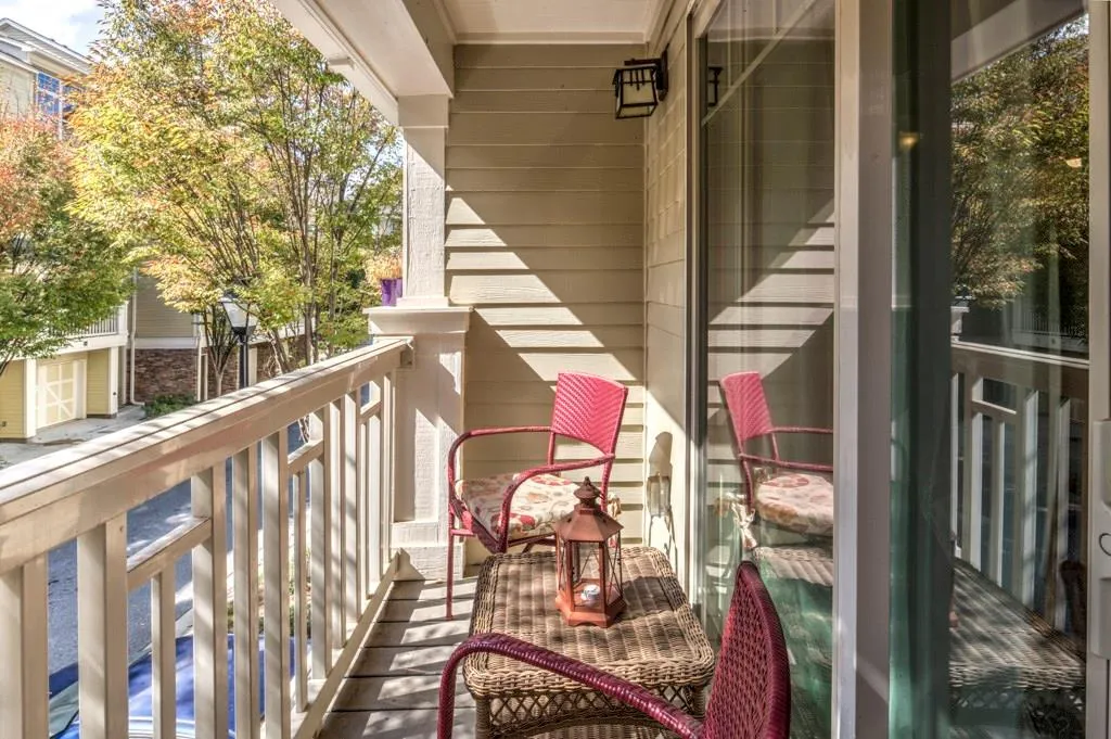 216 Semel Circle Nw Unit 355, Atlanta, Georgia 30309, 2 Bedrooms Bedrooms, ,2 BathroomsBathrooms,Residential,Sold,216 Semel Circle Nw Unit 355,5611476