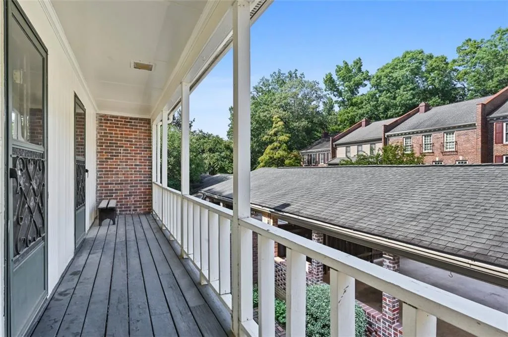 325 The Chace, Atlanta, Georgia 30328, 3 Bedrooms Bedrooms, ,2 BathroomsBathrooms,Residential,Sold,325 The Chace,6929991