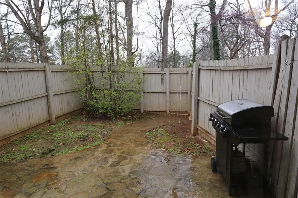 7750 Roswell Road Unit 9e, Atlanta, Georgia 30350, 3 Bedrooms Bedrooms, ,2 BathroomsBathrooms,Residential,Sold,7750 Roswell Road Unit 9e,5811428