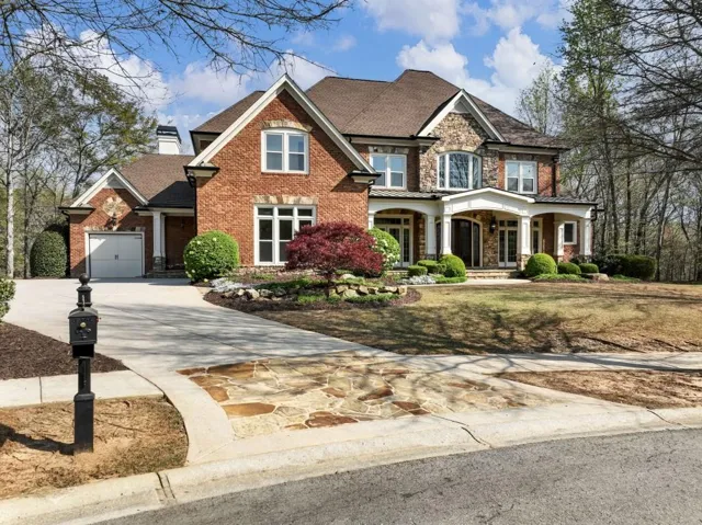 2279 Weeping Oak Drive, Braselton, Georgia 30517