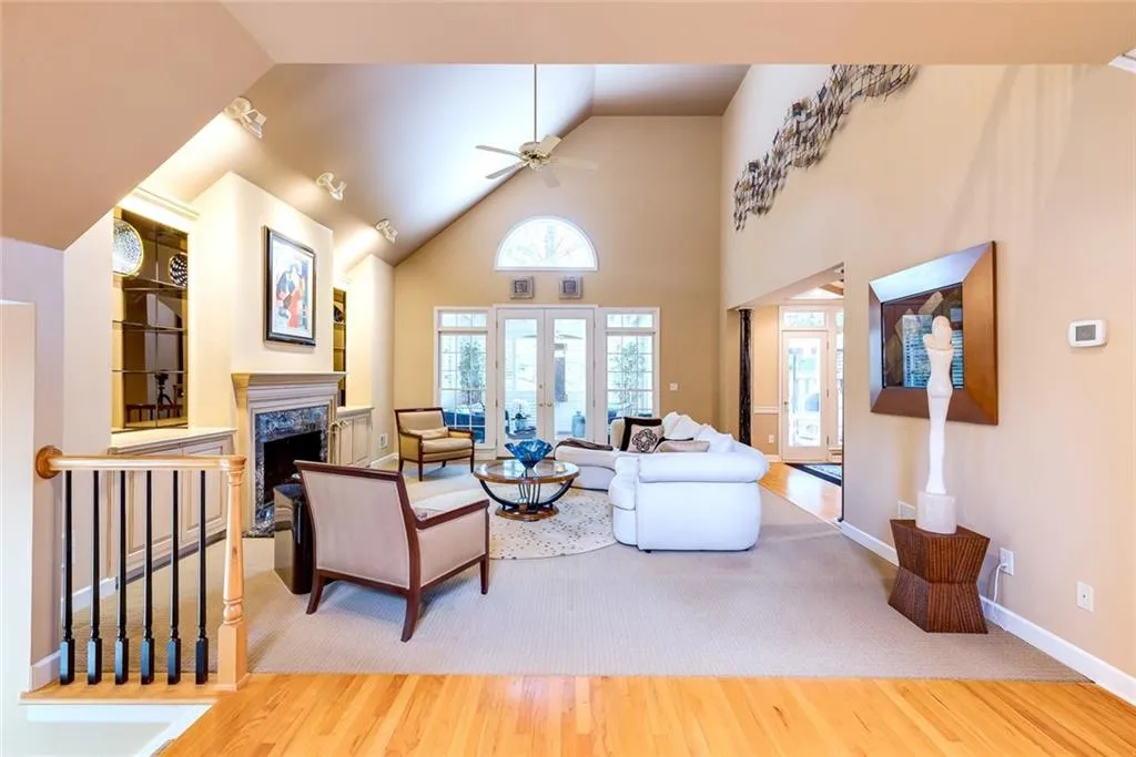 5725 Cameron Hall Place, Atlanta, Georgia 30328, 3 Bedrooms Bedrooms, ,2 BathroomsBathrooms,Residential,Sold,5725 Cameron Hall Place,7406773
