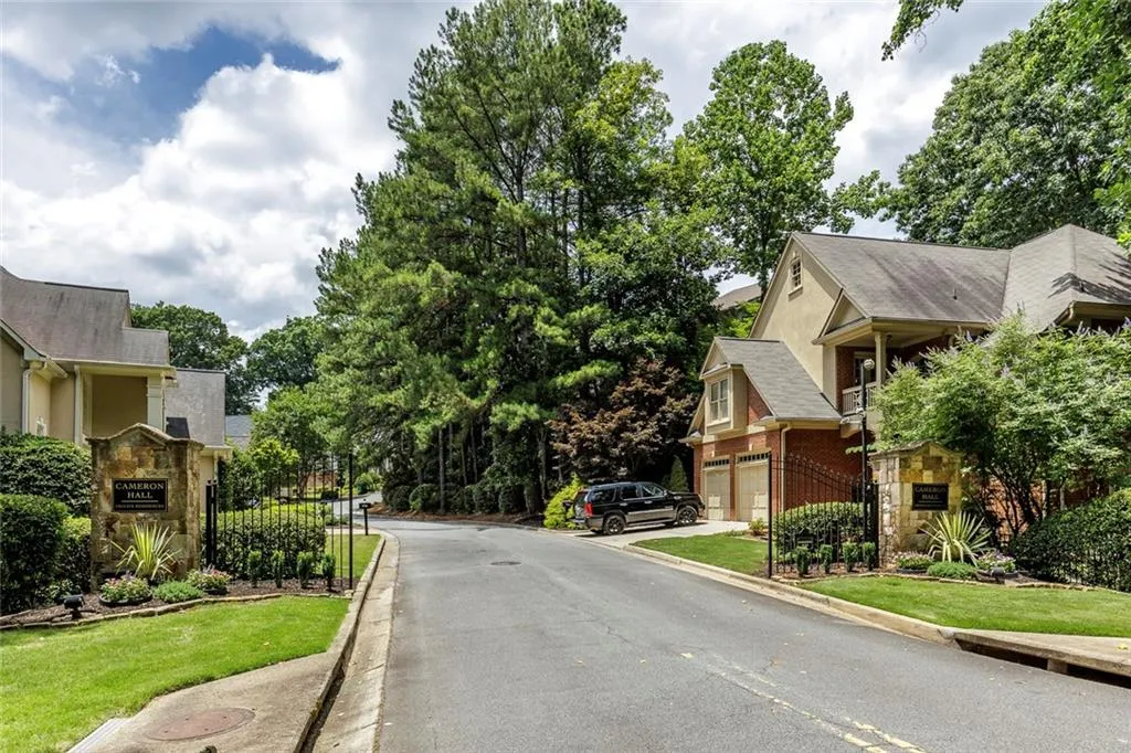 5725 Cameron Hall Place, Atlanta, Georgia 30328, 3 Bedrooms Bedrooms, ,2 BathroomsBathrooms,Residential,Sold,5725 Cameron Hall Place,7406773